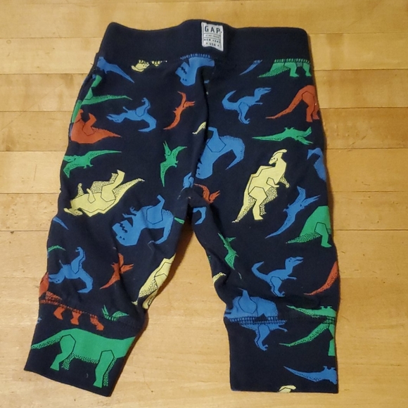 6-12m GAP lot - Picture 8 of 12